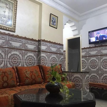 Appartement Familial Pres D Aeroport Tanger Bagian luar foto