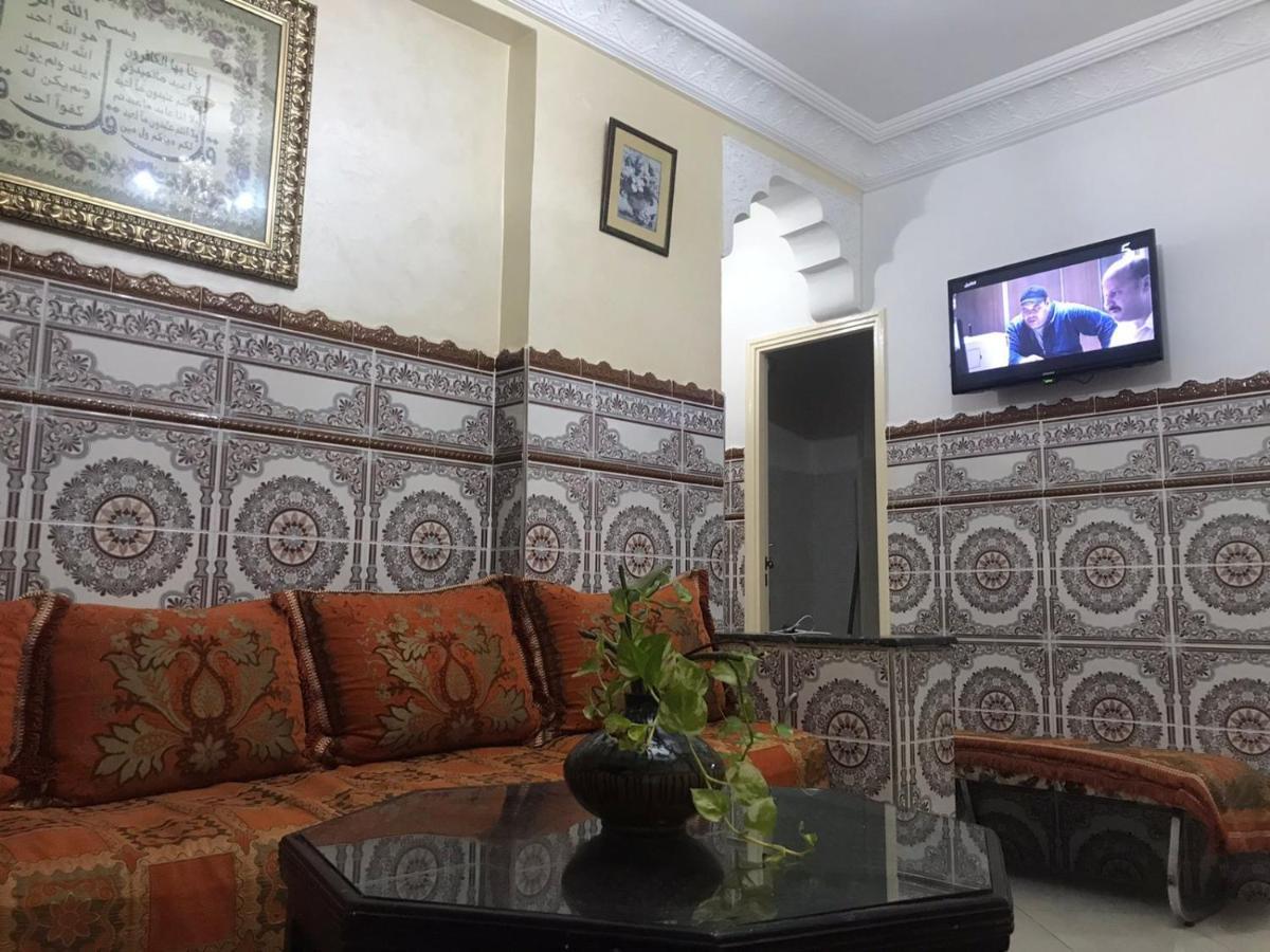 Appartement Familial Pres D Aeroport Tanger Bagian luar foto